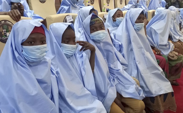 Libération de centaines d'adolescentes enlevées au Nigeria