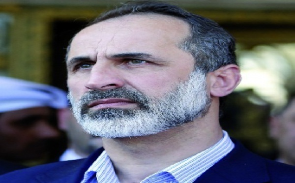 Le chef de l’opposition al-Khatib démissionne