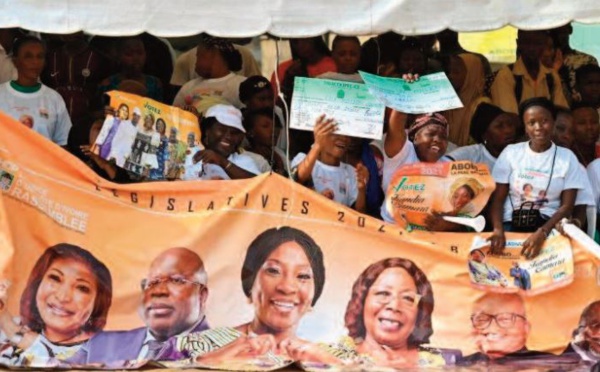 Législatives ouvertes en Côte d'Ivoire pour oublier une présidentielle contestée
