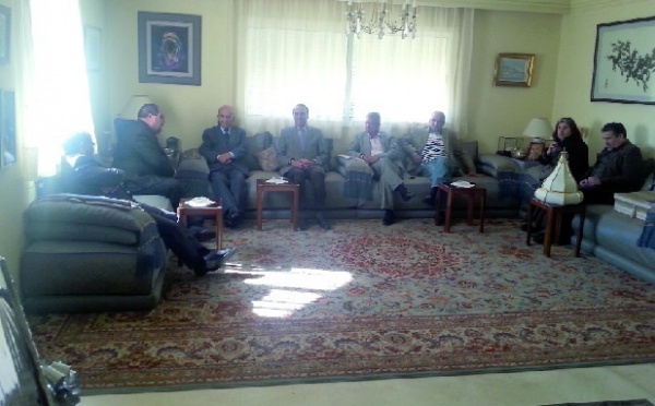 Une délégation du Bureau politique rend visite à Abderrahmane Youssoufi