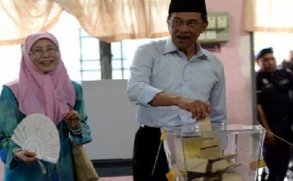 La Malaisie vote pour les législatives les plus disputées de son histoire