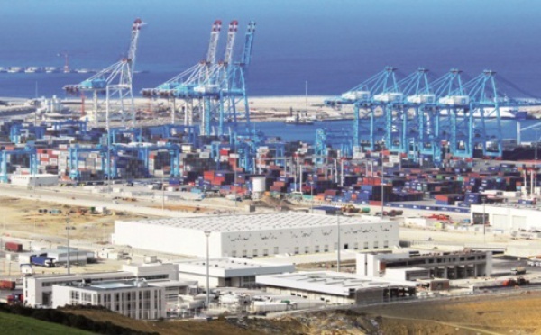 Les pays du Golfe promettent  100 milliards de dollars d’investissements au Maroc