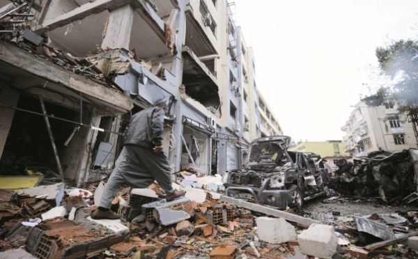 43 morts dans un double  ttentat en Turquie
