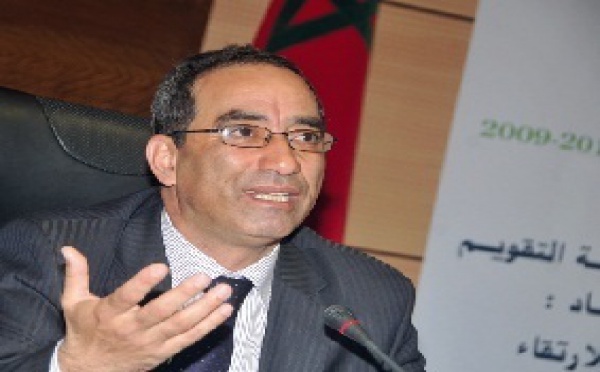 Entretien avec Mohamed Sassi, directeur  de l’évaluation, de l’organisation de la vie scolaire et des formations communes entre les académies