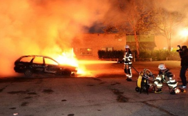 Les incidents de banlieue se poursuivent à Stockholm