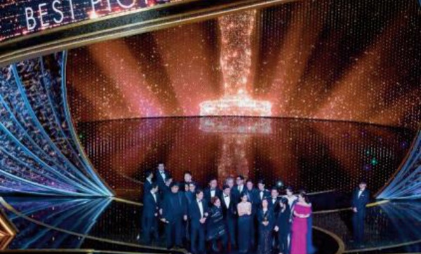 Cérémonie des Oscars: Des stars en chair et en os, pas sur Zoom
