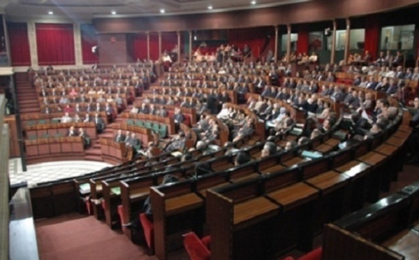 Le Groupe fédéral à la Chambre des conseillers dénonce le désengagement de l’Exécutif