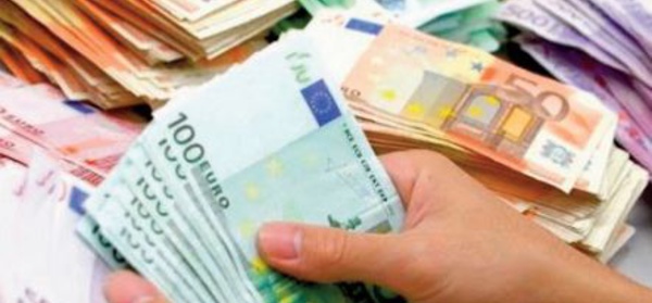 Le dirham prévu en hausse de 0,1% face au dollar