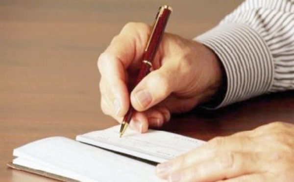 Le chèque reste le moyen de paiement  préféré des Marocains