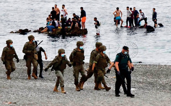Ruée à la nage vers Sebta