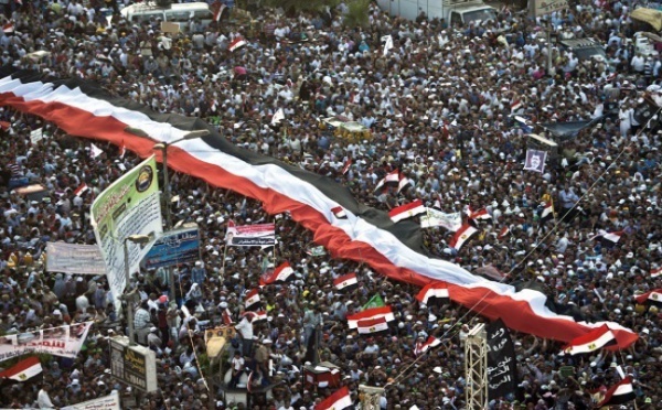 Manifestions de masse pour ou contre Morsi en Egypte