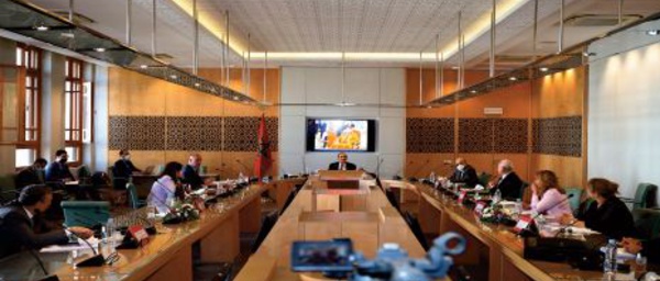 Le groupe de travail thématique sur le système de santé adopte le rapport élaboré en la matière