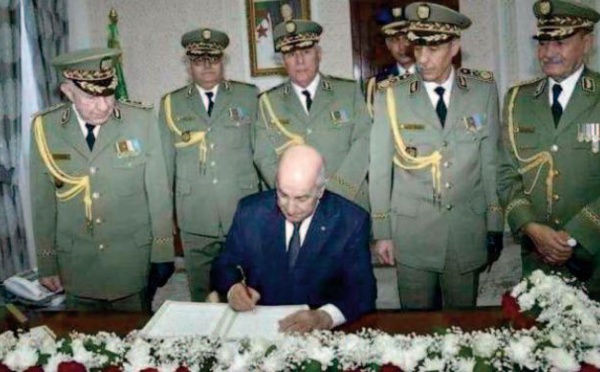 L'illégitimité du pouvoir algérien, installé par l’ armée depuis 1962, n ’ a pas cessé de se détériorer