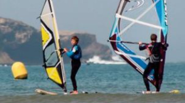 Planche à voile et kitesurf