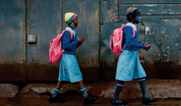 En manque de vaccins, l'Afrique frappée par une 3ème vague brutale