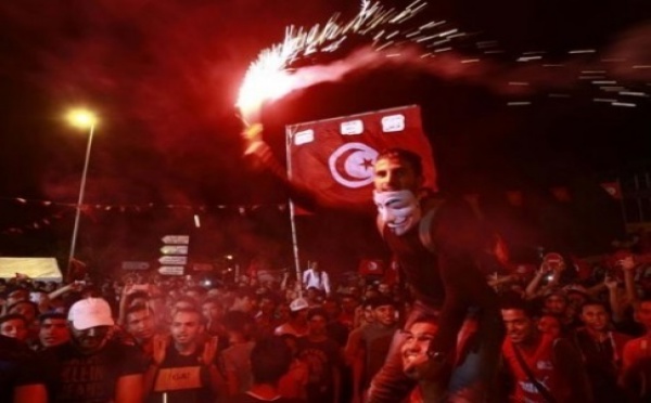 La Tunisie tente de surmonter ses contradictions