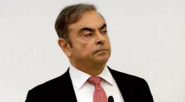 Près de trois ans de prison requis contre deux complices de Ghosn
