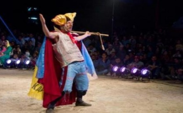 Un “théâtre nomade” pour des villageois assoiffés de culture