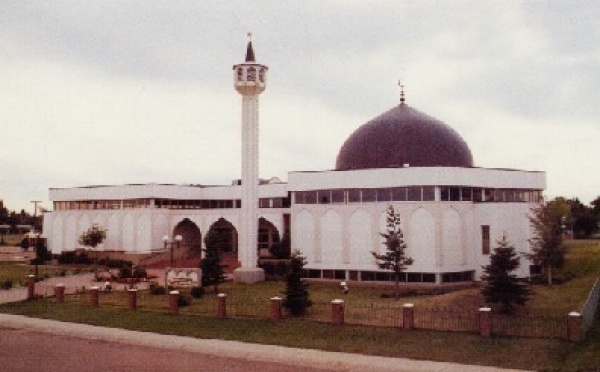 La Mosquée Al Rashid au Canada  : Un lieu de culte construit par une poignée de femmes