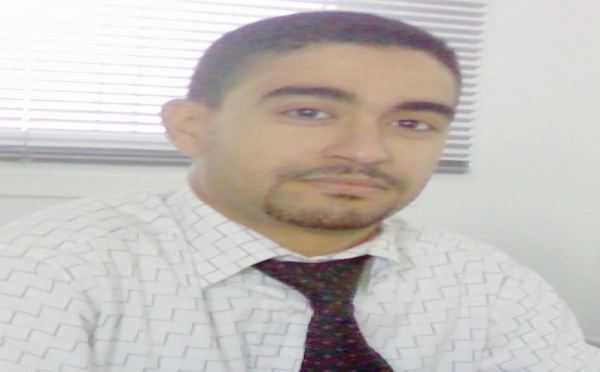 Ahmed Hilal publie son premier recueil de poèmes «L’Amour comme il vient» : «J’ai voulu transmettre la sensibilité, la beauté et l’intelligence de la femme»