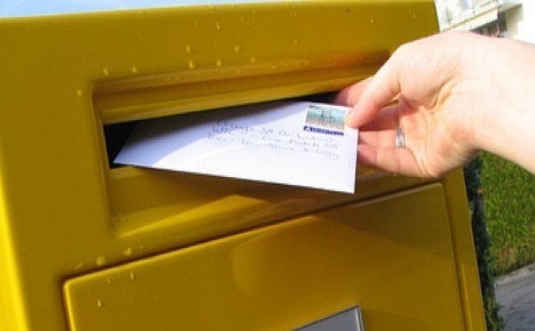 Au coin de l’absurde : Comme une lettre à la poste