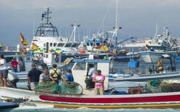 Les pêcheurs espagnols manifestent contre le récif de Gibraltar