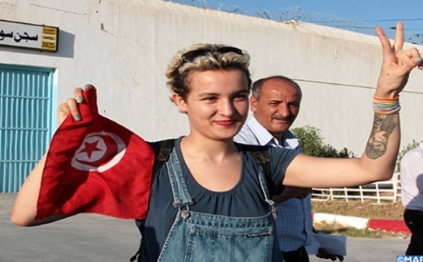 La Tunisienne Amina Sboui quitte Femen