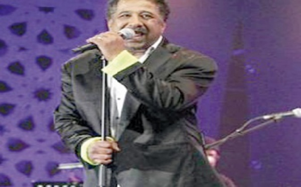 Cheb Khaled enflamme la scène de Malabata