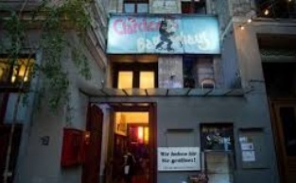 Depuis 100 ans, Berlin danse avec l'Histoire au Clärchens Ballhaus