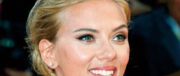 Scarlett Johansson attaque Disney pour la sortie en streaming de “BlackWidow ”