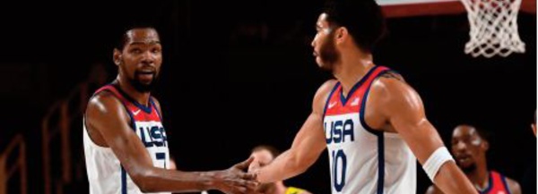 Team USA monte vers l'Olympe en rouleau-compresseur