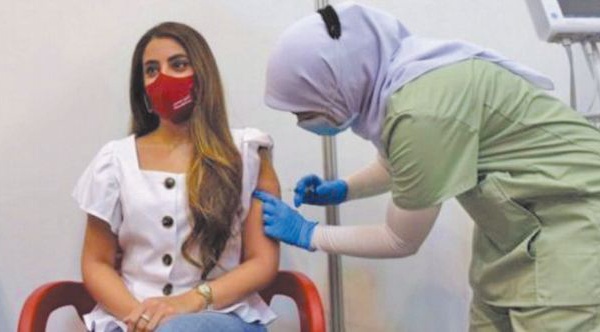 Les étudiants âgés de 20 ans et plus appelés à se faire vacciner à partir d’ aujourd’hui