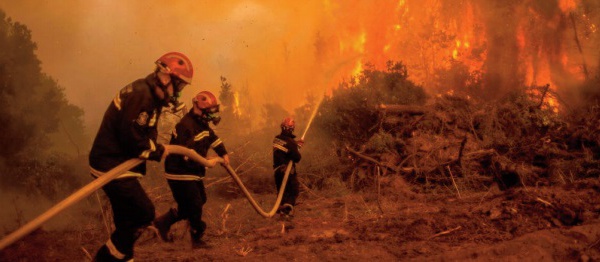 Accalmie sur le front des incendies d'Eubée