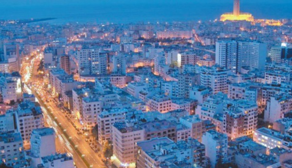 Calme nocturne avant le retour au tumulte à Casablanca