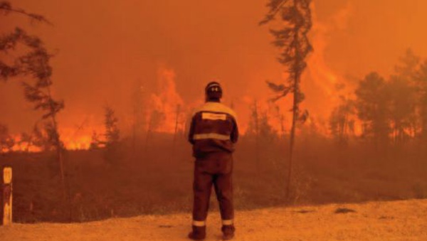 Les incendies continuent de ravager le nord de l’Algérie