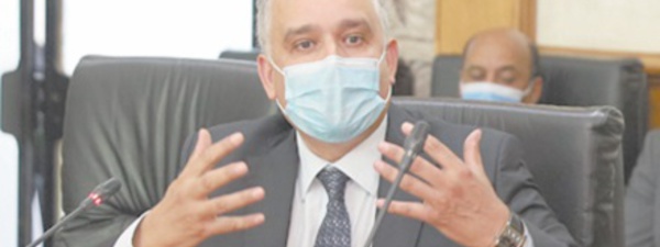 Tayeb Hamdi : La vaccination, seule issue de la crise pandémique