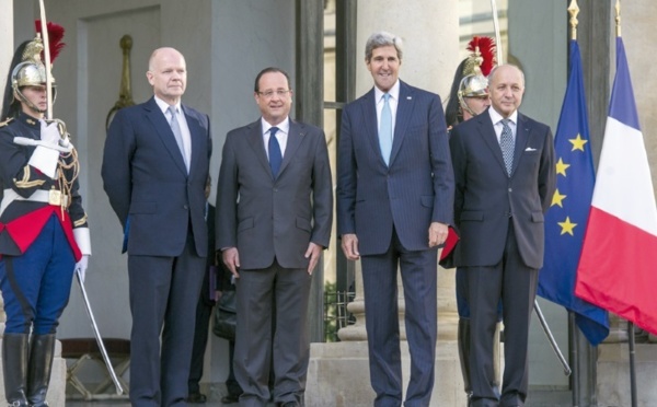 Paris, Washington et Londres travaillent sur une résolution contraignante