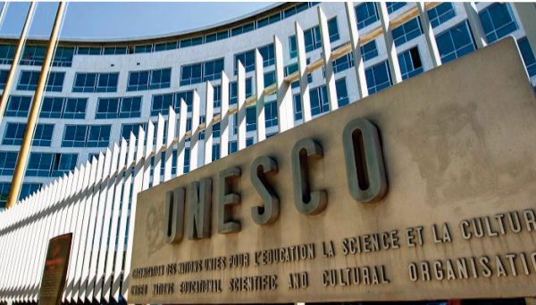 Reconnaissance par le Prix Nobel de la paix du rôle crucial des journalistes