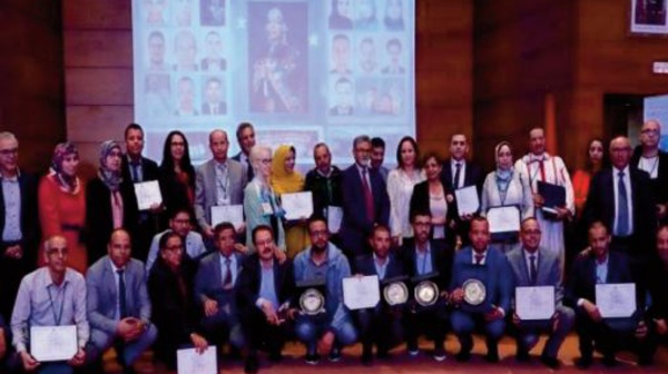 Remise à Rabat du Prix de la culture amazighe