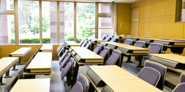 L’accès à l’enseignement supérieur, une épreuve désespérément rude pour les réfugiés