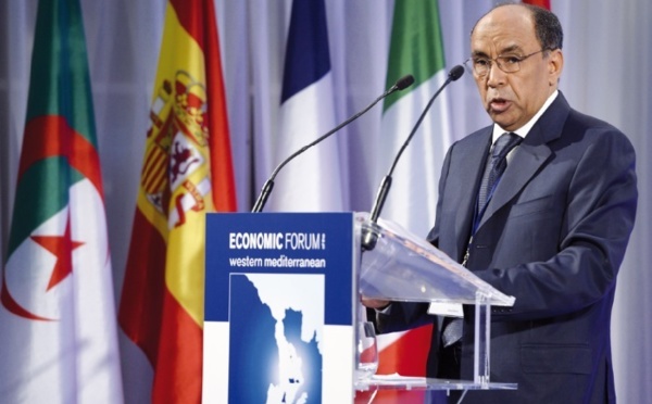 Une feuille de route pour sortir de la crise en Tunisie