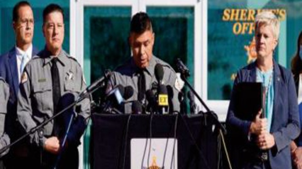 Tir mortel d'Alec Baldwin: Un "certain laisser-aller " régnait sur le tournage, d’après le shérif