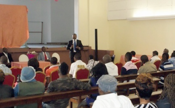 Dr. Marcel Guitoukoulou, responsable politique, rencontre la diaspora congolaise au Maroc
