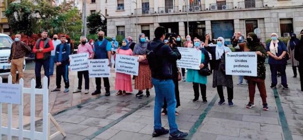 Madrid interpellé par la régularisation adminstrative de 3.500 travailleurs marocains bloqués à Sebta et Mellilia