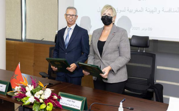 Le Conseil de la concurrence et l’AMMC signent une convention de coopération