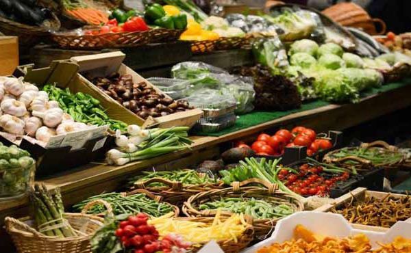 Les prix des légumes, des viandes et des carburants continuent de grimper