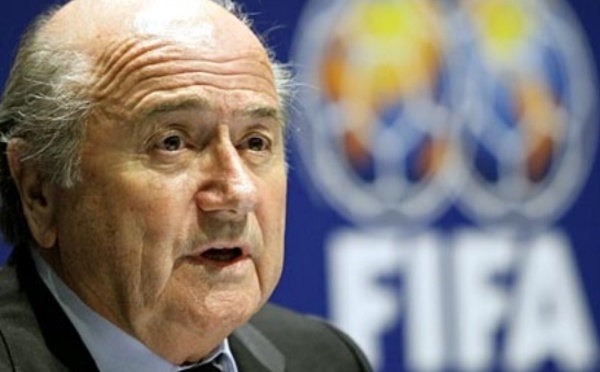 Blatter juge “inacceptable” la situation des travailleurs au Qatar