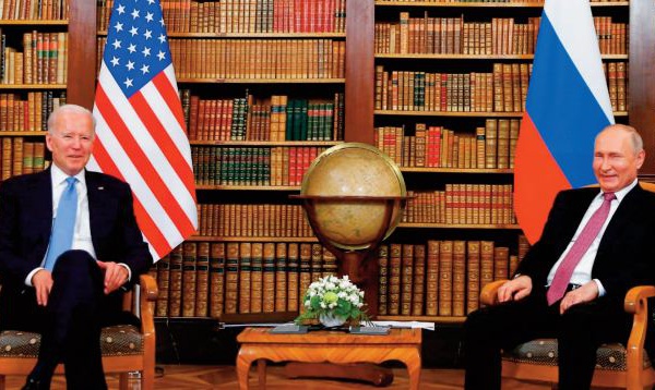 Biden et Poutine vont tenter de calmer le jeu sur l'Ukraine