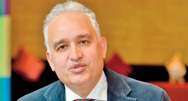 Tayeb Hamdi : L’ accélération de la vaccination sur la base d’ un régime de trois doses permettra de faire face à Delta et Omicron