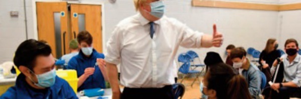 Face au variant Omicron, Boris Johnson confronté à la colère de sa majorité